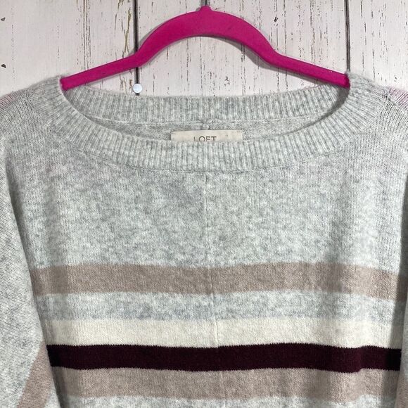 LOFT Gray Striped Crewneck Sweater Size S Cozy Minimalist Fall Knit Neutral - Picture 5 of 14